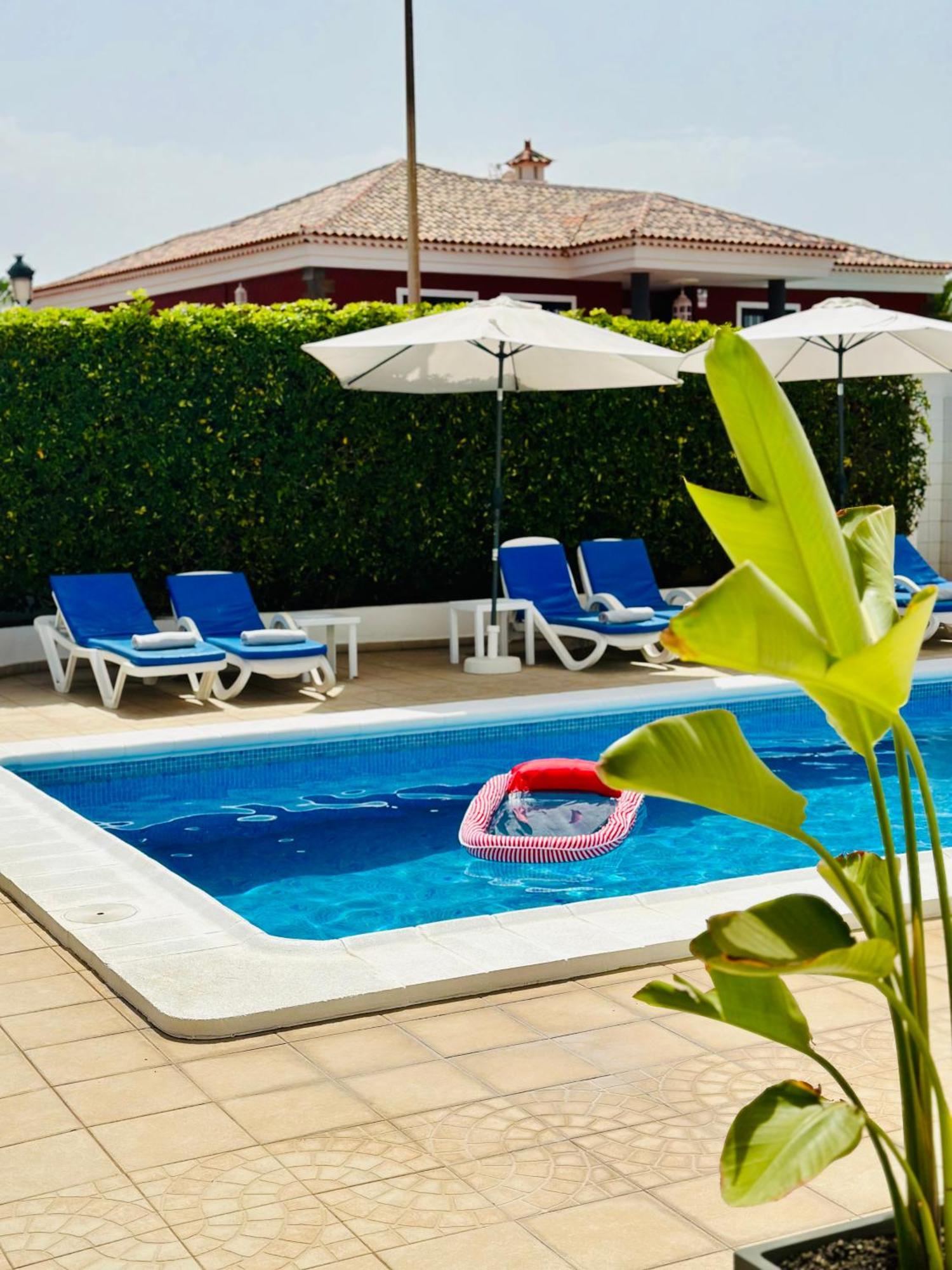 Beachfront Villa And Pool Puerto de Santiago  Exterior photo
